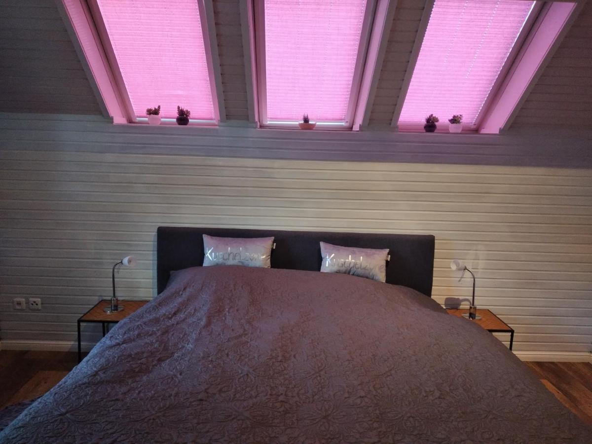Ferienwohnung "Kunterbunt" Mit Burgblick Und Dachterrasse Μονσάου Εξωτερικό φωτογραφία